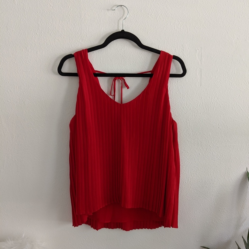 *NWOT* forever21 pleated top size S